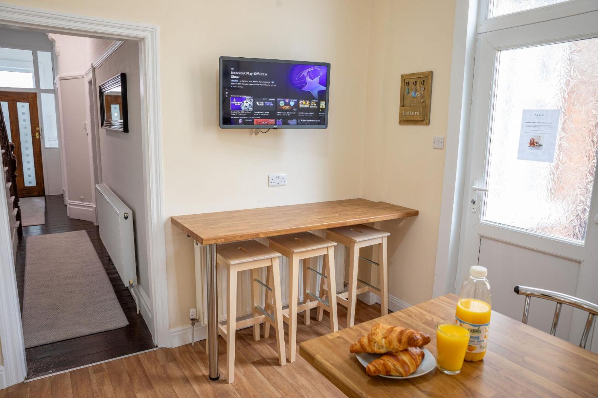 Sapphire House By Sasco Apartment Blackpool Bagian luar foto