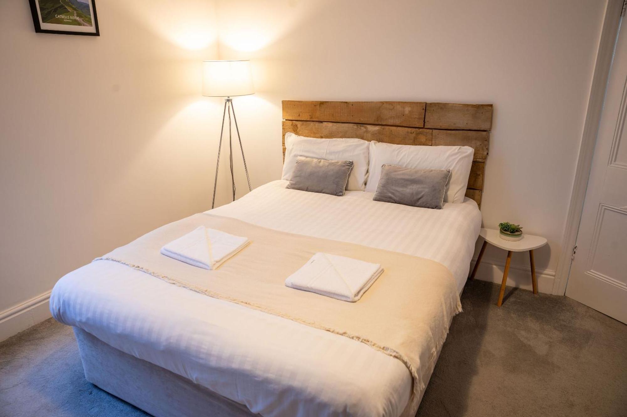 Sapphire House By Sasco Apartment Blackpool Bagian luar foto