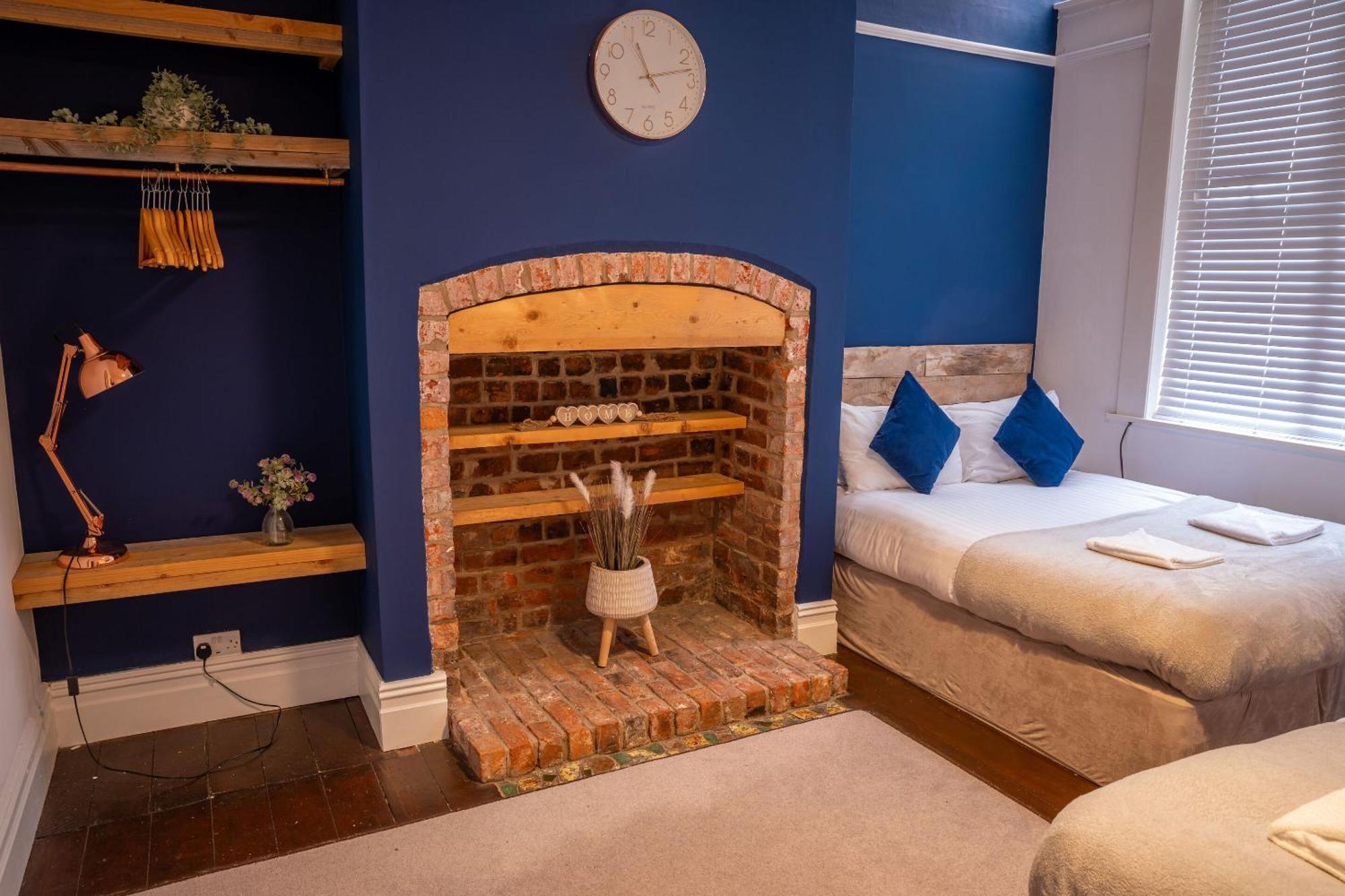 Sapphire House By Sasco Apartment Blackpool Bagian luar foto